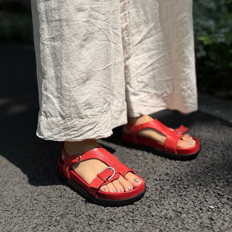 Wide Toe Box Vintage Leather Double Buckle Toe-Loop Sandals in Red/Brown/Black