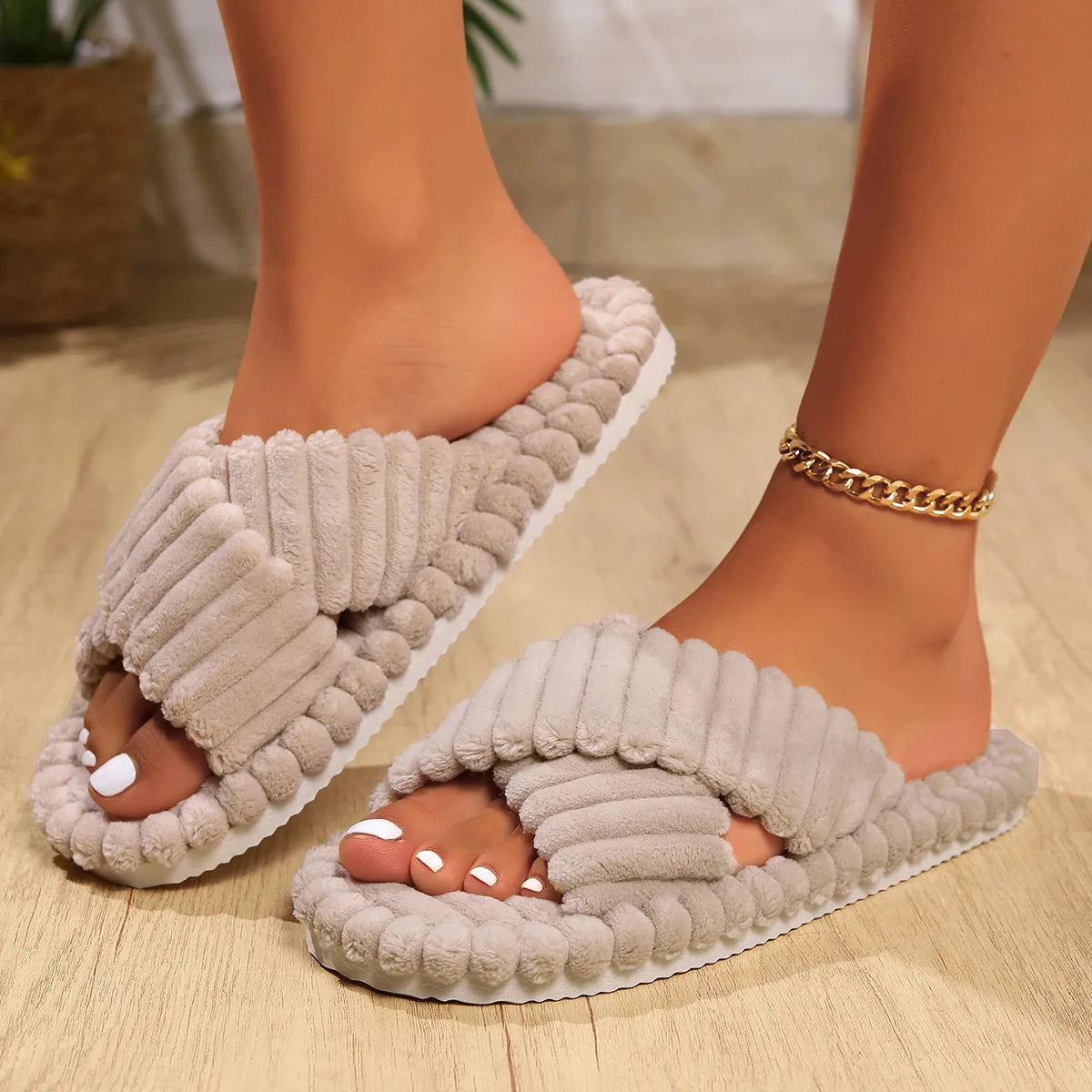 Corduroy Crossbands Slippers