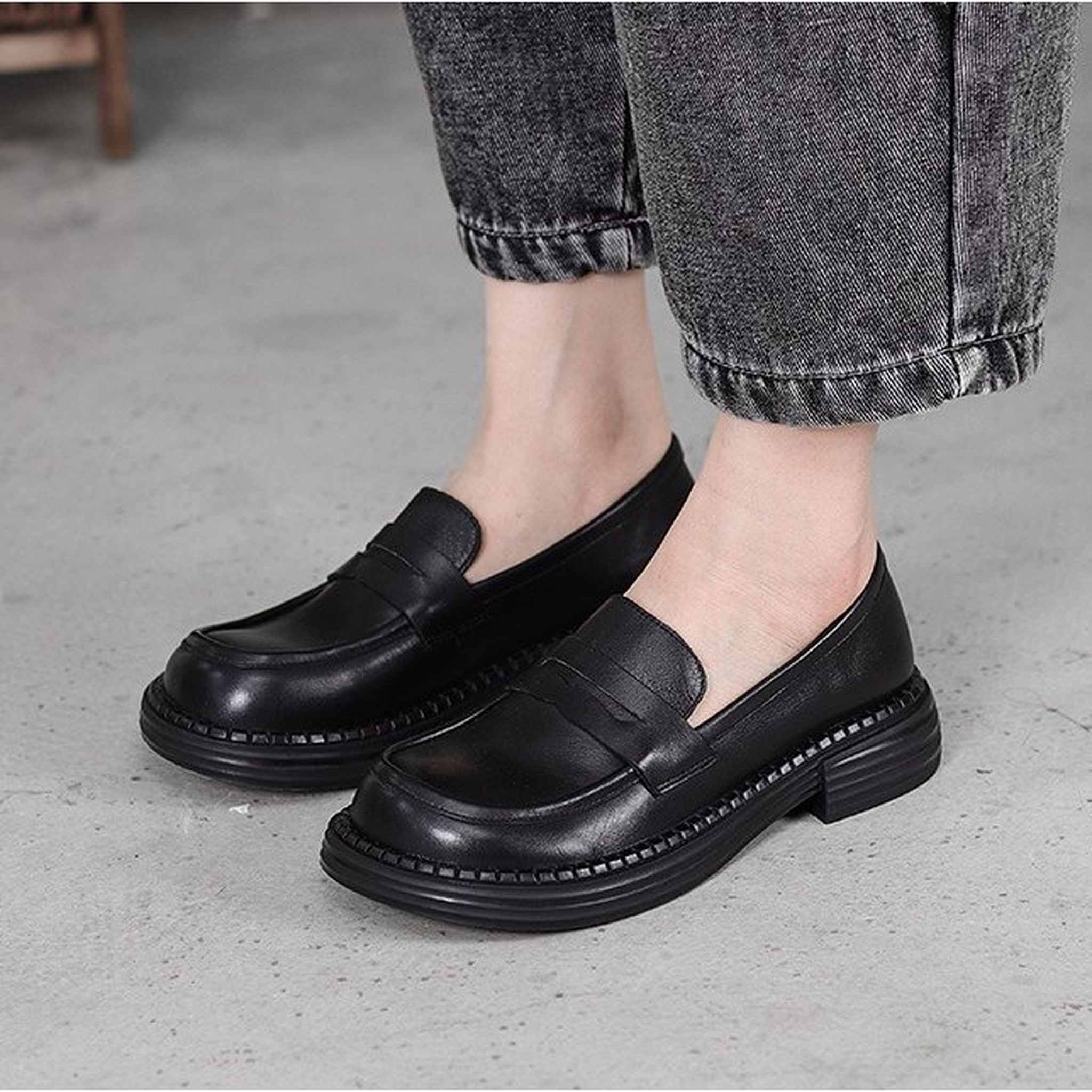 british full grain cowhide loafers for women in black c 09