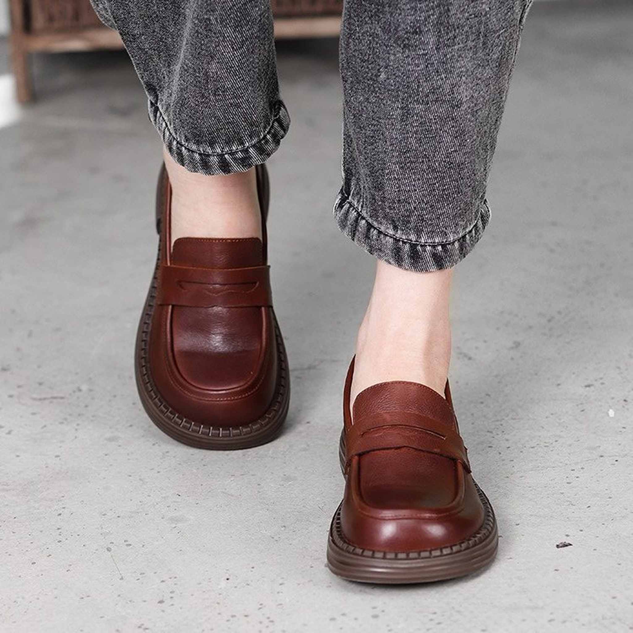 british round toe chunky heel leather loafers for commu 07