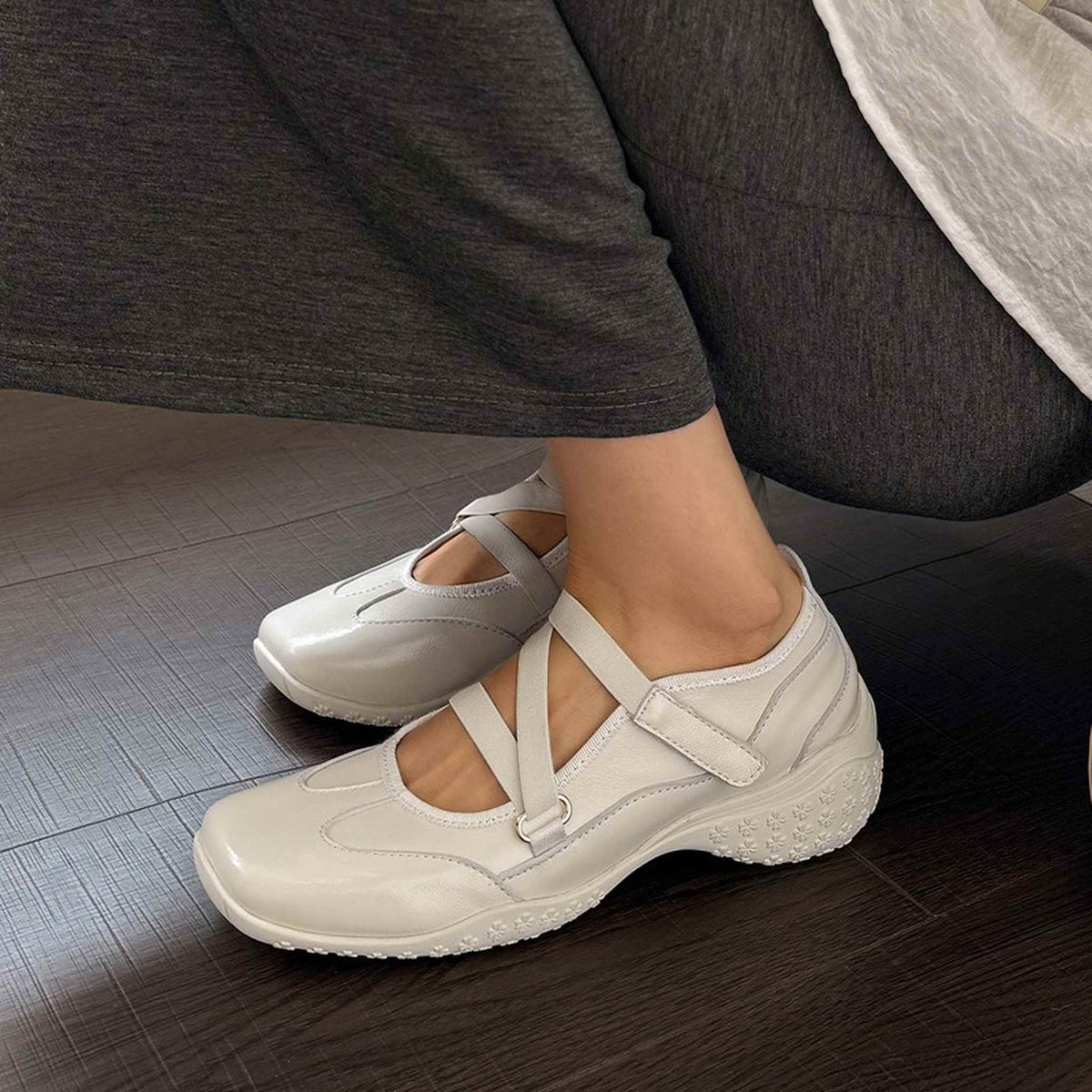 HAJINK Square Toe Platform Sheepskin Mary Jane Shoes 01
