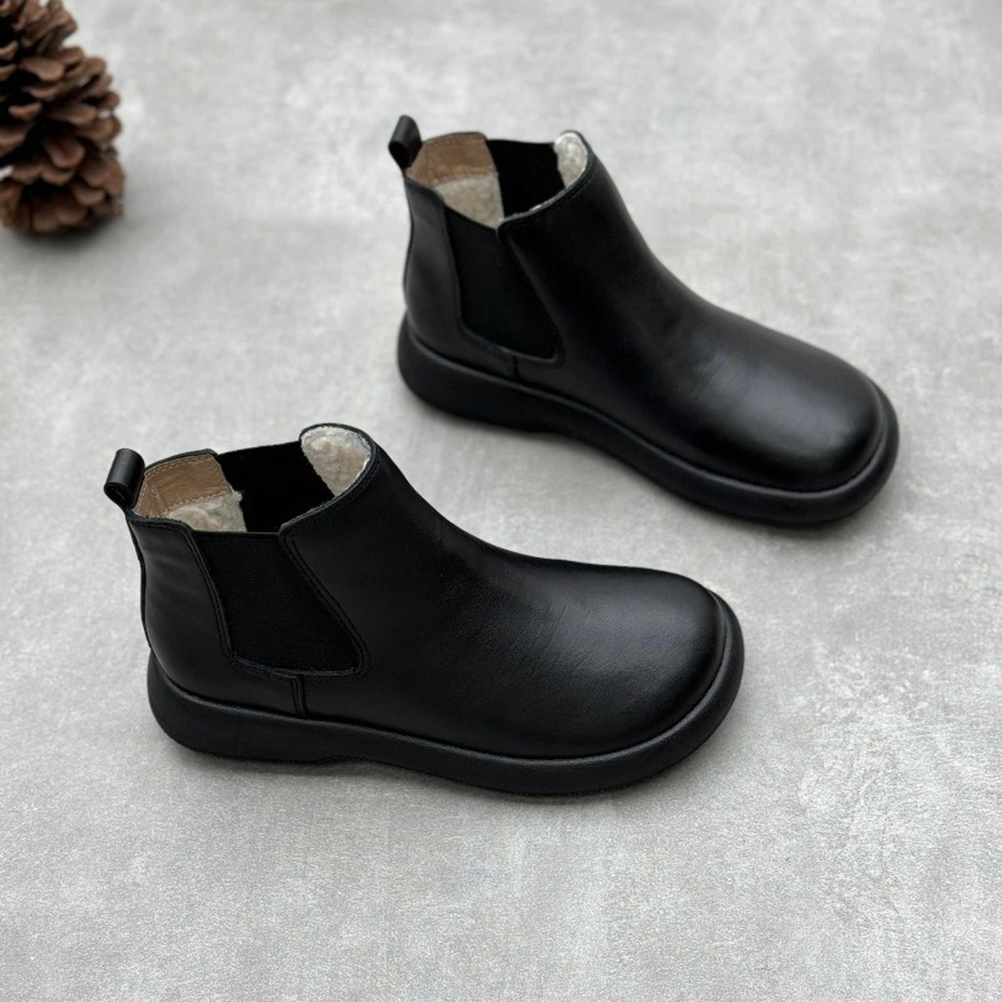 handmade fleece lined soft sole leather chelsea boots f 02