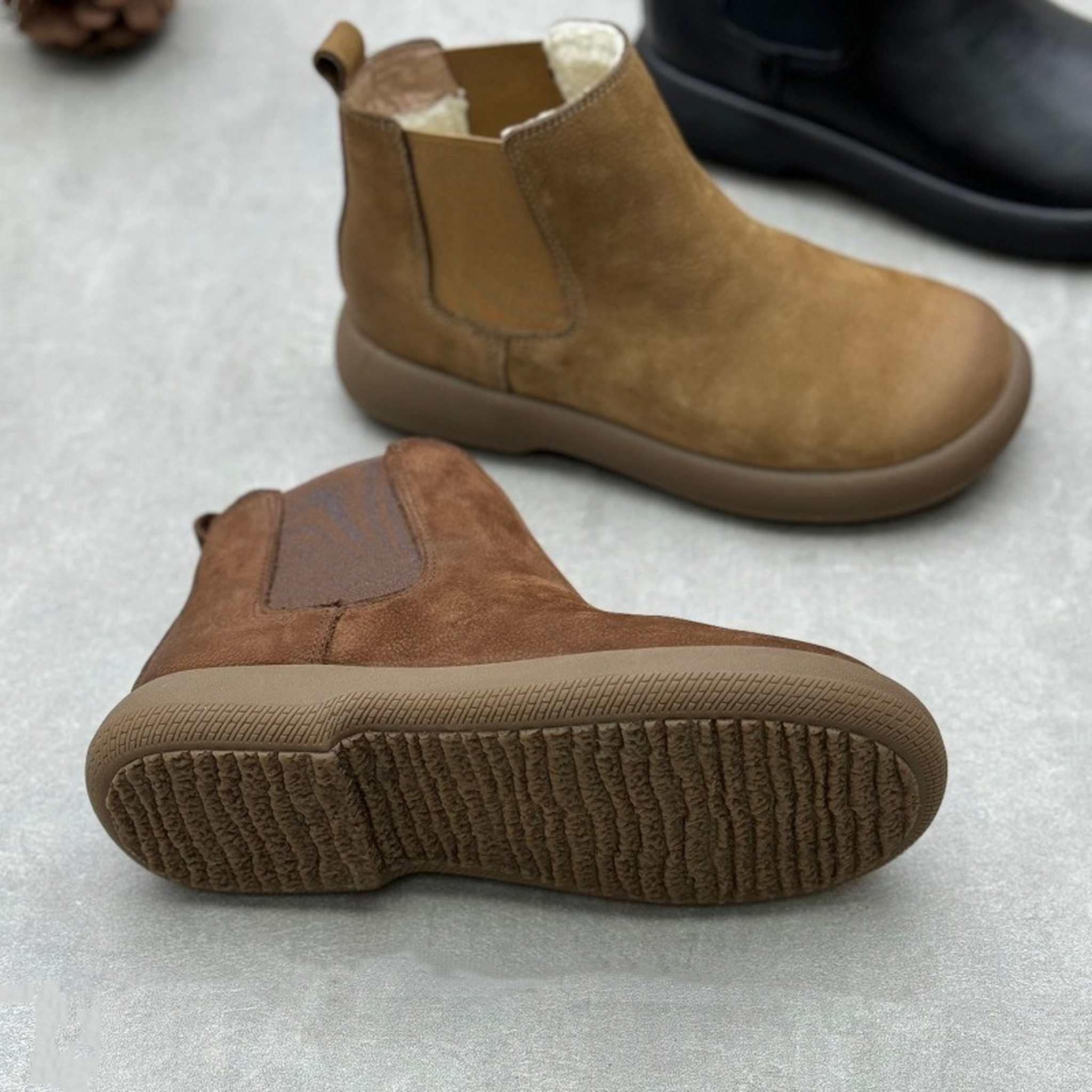 handmade fleece lined soft sole leather chelsea boots f 09