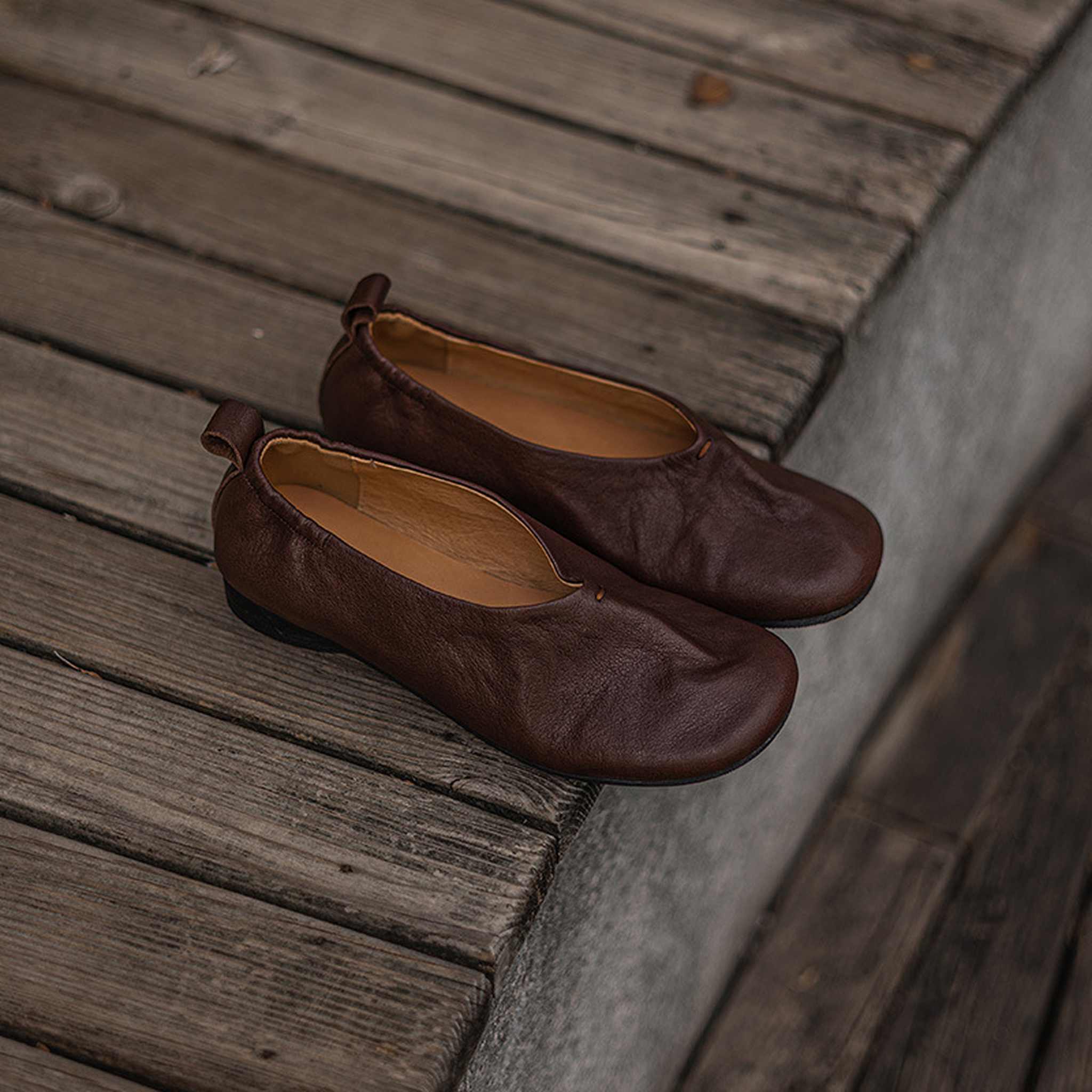 soft washed horse leather vintage round toe low heel fl 13