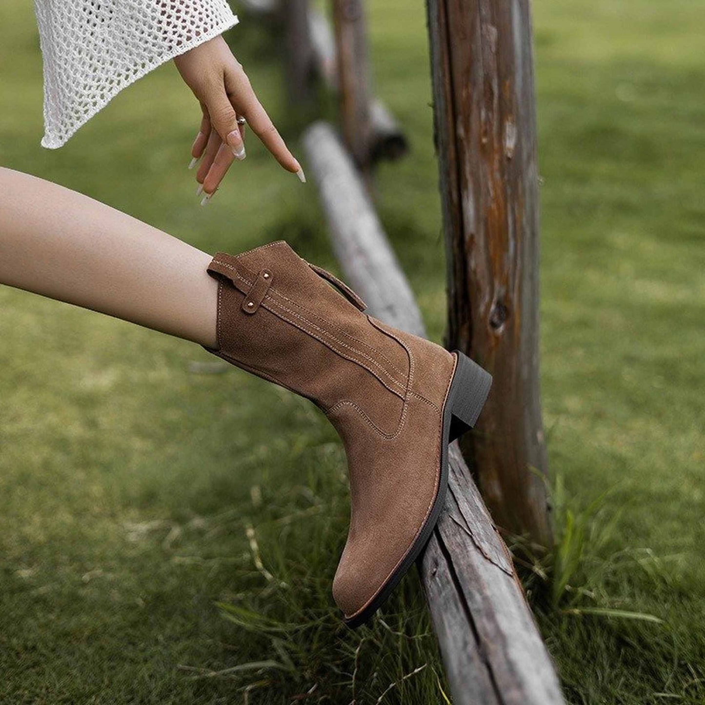 thick heel western cowboy short boots for autumn in bla 02