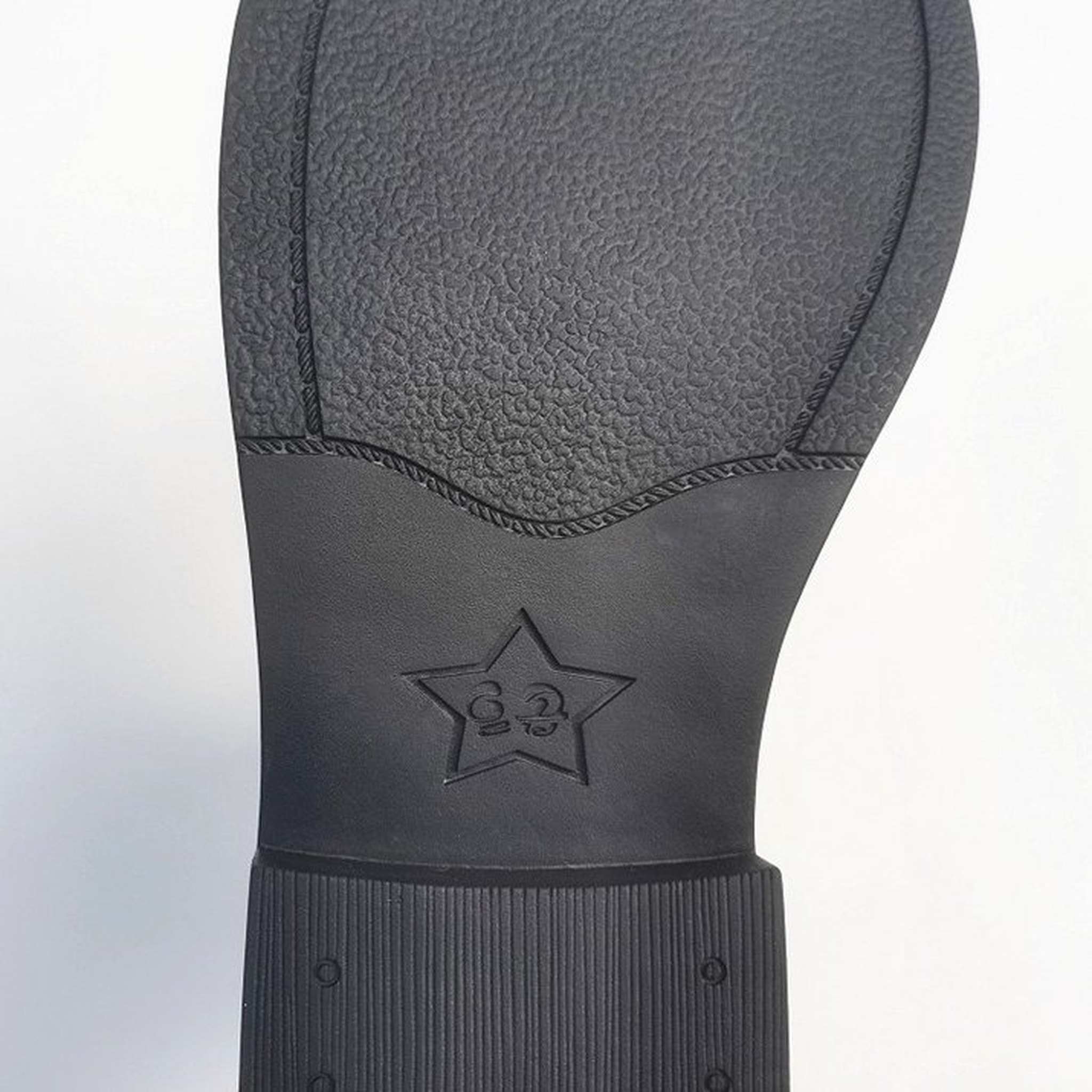 wide high top british work style leather ankle boots in 09